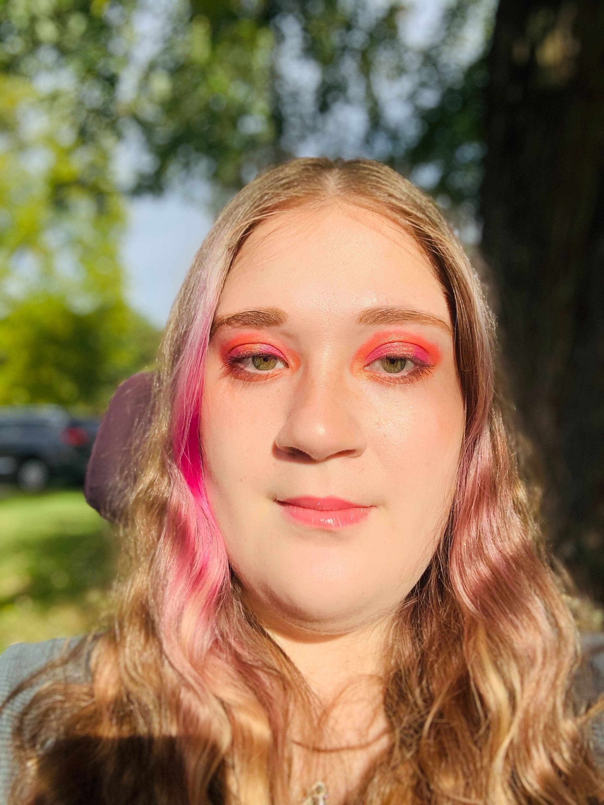 Winky Lux image